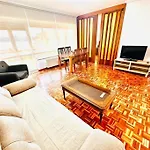 Acogedor Con Wi-fi Y Vistas *