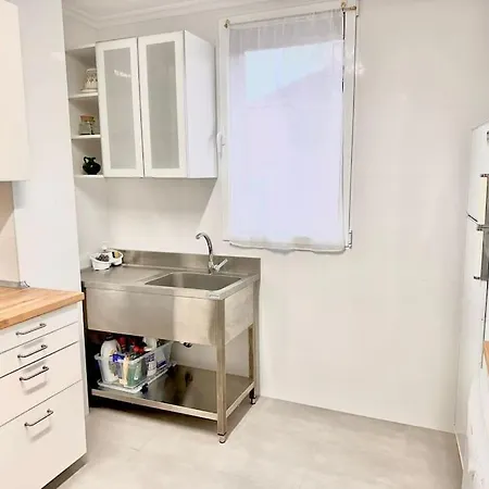 Acogedor Con Wi-fi Y Vistas Santoña