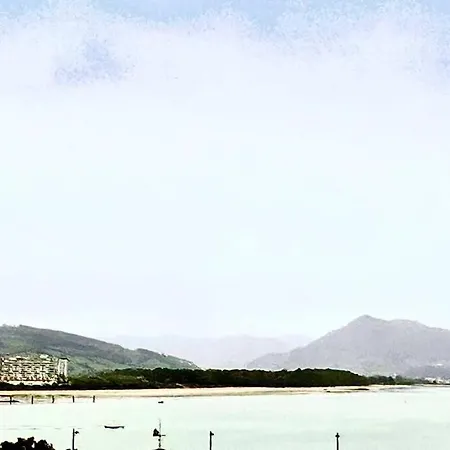 Acogedor Con Wi-fi Y Vistas Appartement