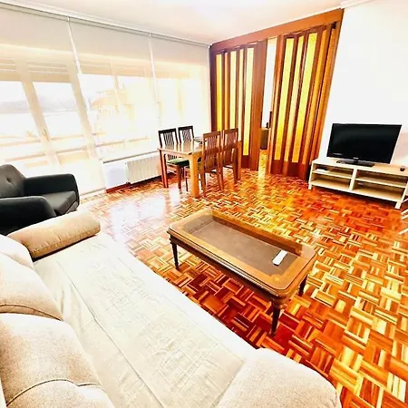 Acogedor Con Wi-fi Y Vistas *