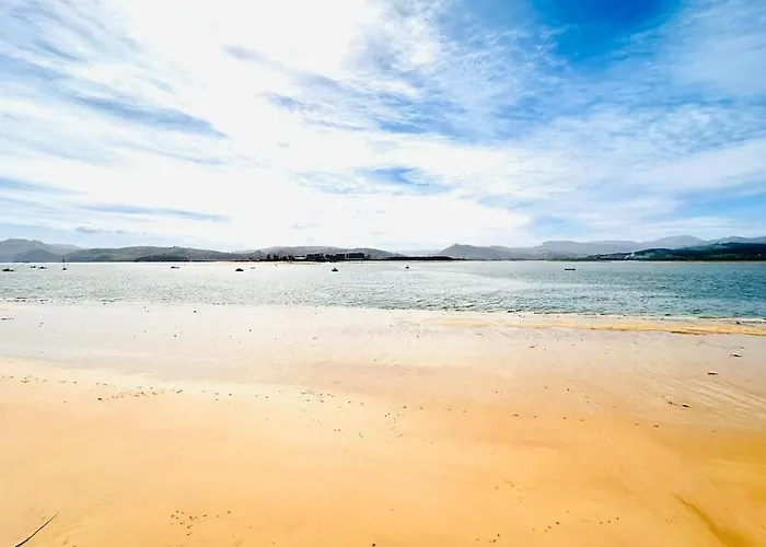 Acogedor Con Wi-fi Y Vistas Apartamento Santoña