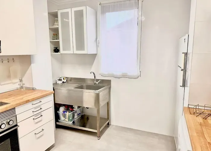 Acogedor Con Wi-fi Y Vistas Santoña